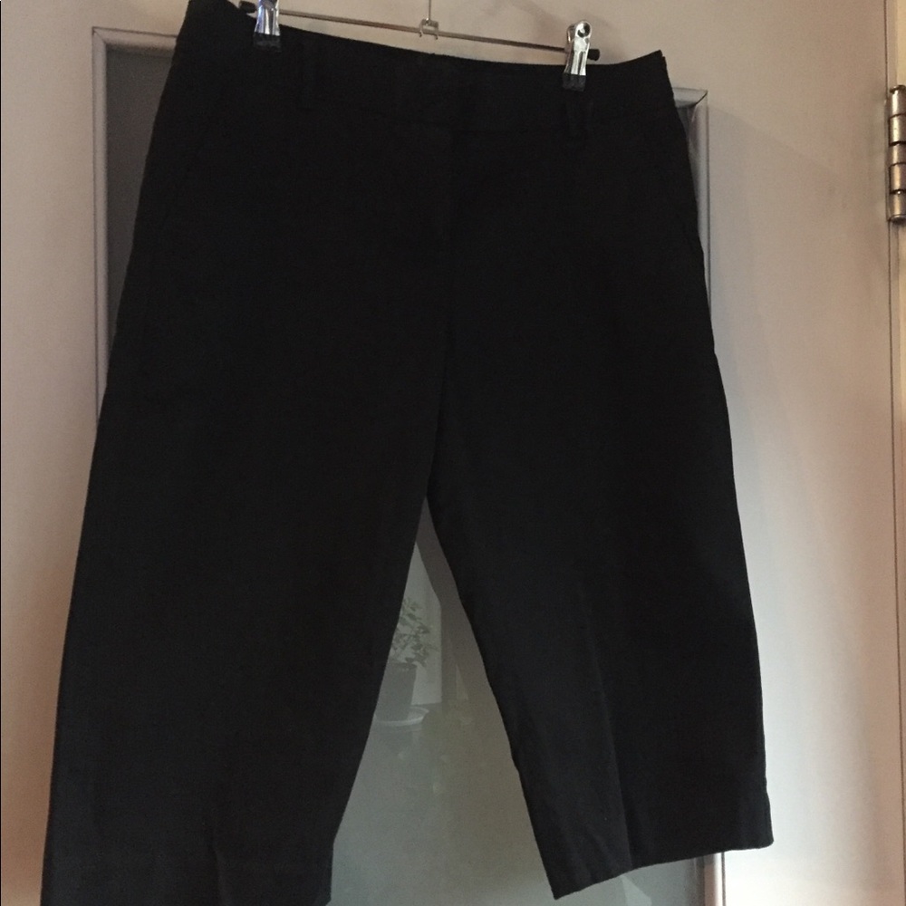 The limited black capris